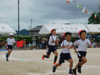 ３－